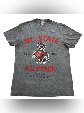 NC State Wolfpack Men’s New Agenda Heather Gray Graphic T-Shirt Tuffy size M